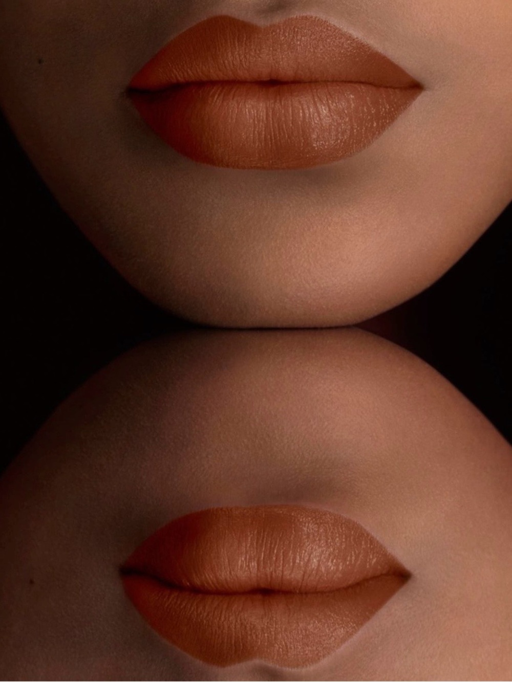 Burberry Kisses Matte Lip Colour in Matte Deep Peach ๐ BNIB - Picture 3 of 6